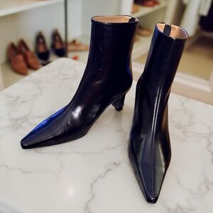 Reike Nen NWT Sz 6.5 Elegant Black Leather Heeled Ankle Boots (SH167)